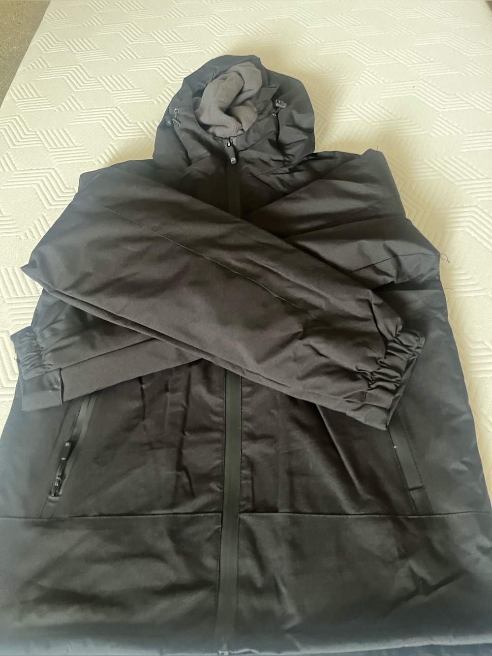 Unbranded Kids unisex Black Hooded Winter Jacket - Classic Insulated Coat